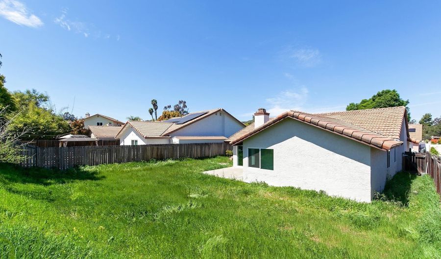 325 Cheyenne Ln, Escondido, CA 92026 - 3 Beds, 2 Bath