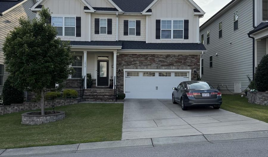 1072 Diamond Dove Ln, Apex, NC 27502 - 5 Beds, 4 Bath