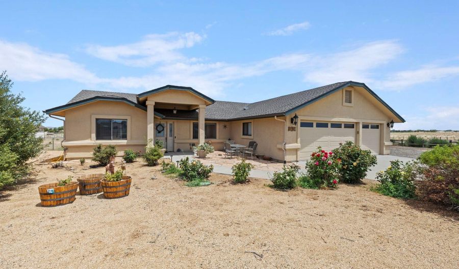 1187 Chuck Wagon Ln, Chino Valley, AZ 86323 - 3 Beds, 2 Bath