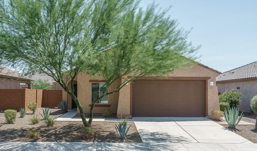 25927 W SWILLING Rd, Buckeye, AZ 85396 - 4 Beds, 2 Bath