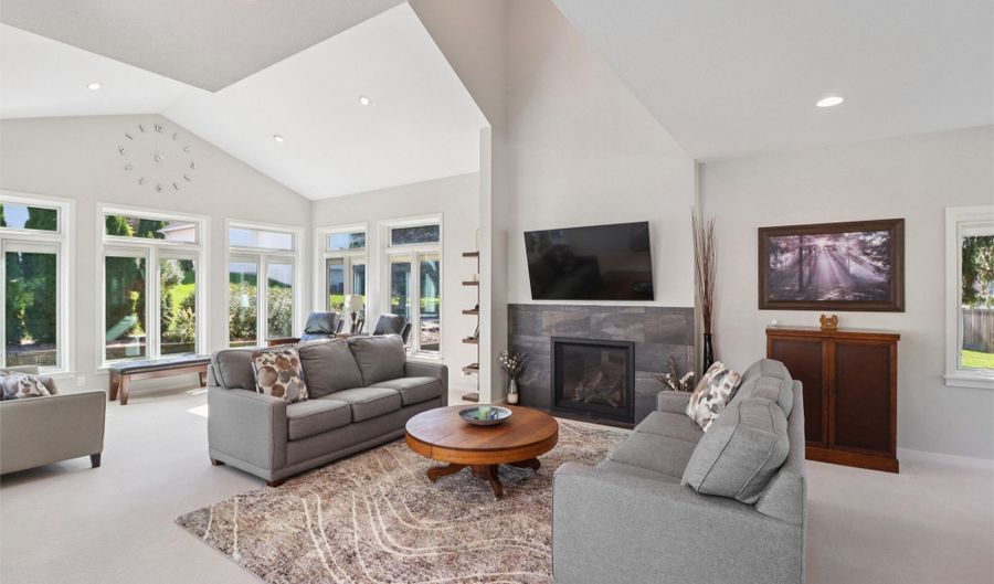 3212 Magnolia Cir, Ames, IA 50014 - 3 Beds, 4 Bath