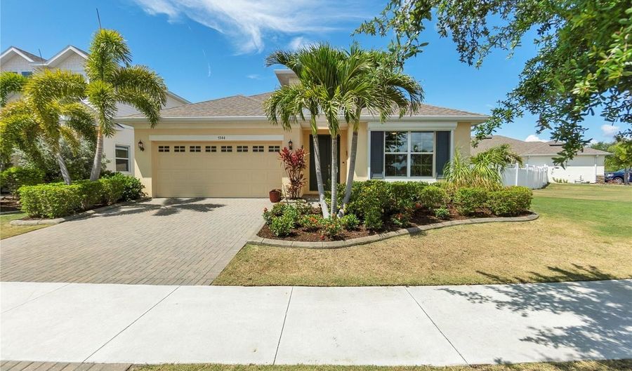5344 WISHING ARCH Dr, Apollo Beach, FL 33572 - 4 Beds, 3 Bath