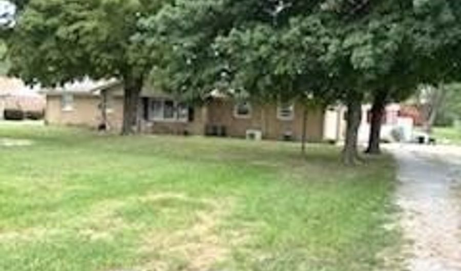 2570 N 350 W, Anderson, IN 46011 - 3 Beds, 1 Bath