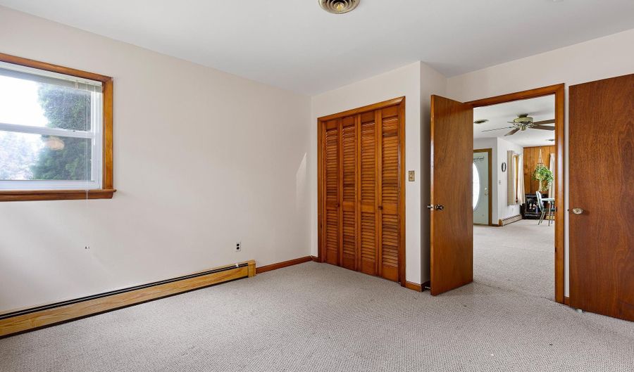 107 N REED St, Clayton, DE 19938 - 2 Beds, 1 Bath