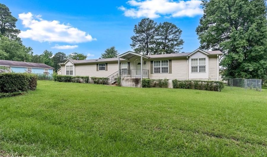6772 Greenway Ave, Shreveport, LA 71119 - 4 Beds, 2 Bath