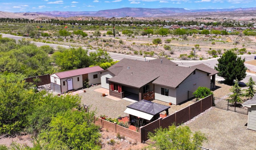 1941 Crossroads Blvd, Clarkdale, AZ 86324 - 3 Beds, 2 Bath
