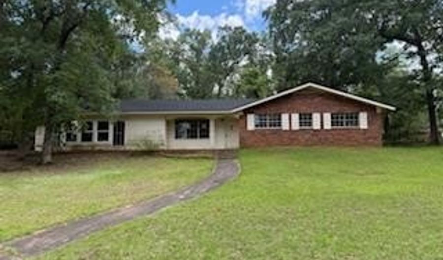 113 Sharon Cir, Americus, GA 31709 - 3 Beds, 2 Bath