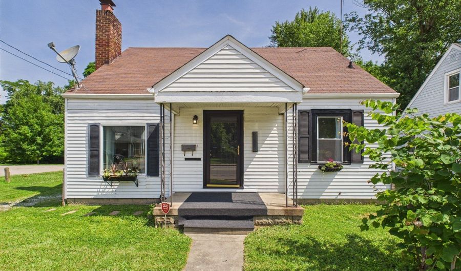 2314 W 8th St, Anderson, IN 46016 - 3 Beds, 1 Bath