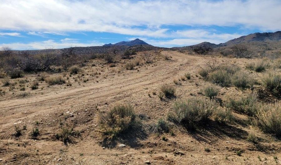 44 C W Traveler Way, Congress, AZ 85332 - 0 Beds, 0 Bath