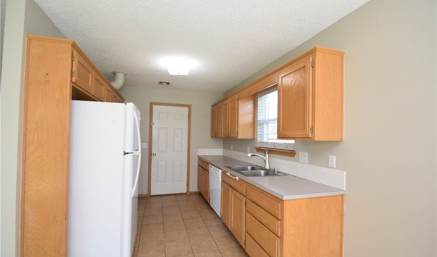 3 Burnett Cir, Bentonville, AR 72712 - 3 Beds, 2 Bath