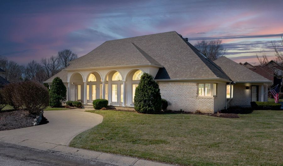 6520 Forrest Commons Blvd, Indianapolis, IN 46227 - 4 Beds, 3 Bath