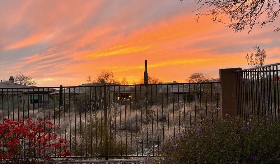 41802 N BRIDLEWOOD Way, Anthem, AZ 85086 - 3 Beds, 3 Bath