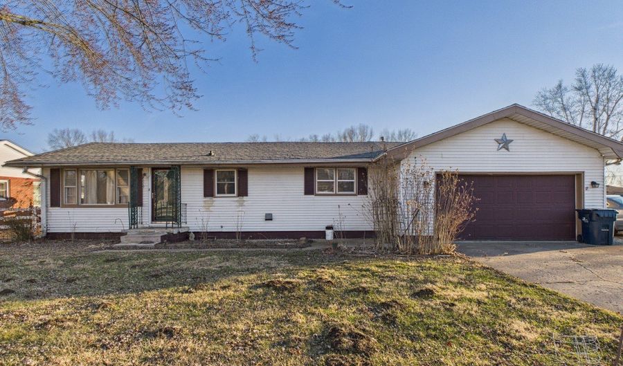 619 Belzer Dr, Anderson, IN 46011 - 3 Beds, 1 Bath