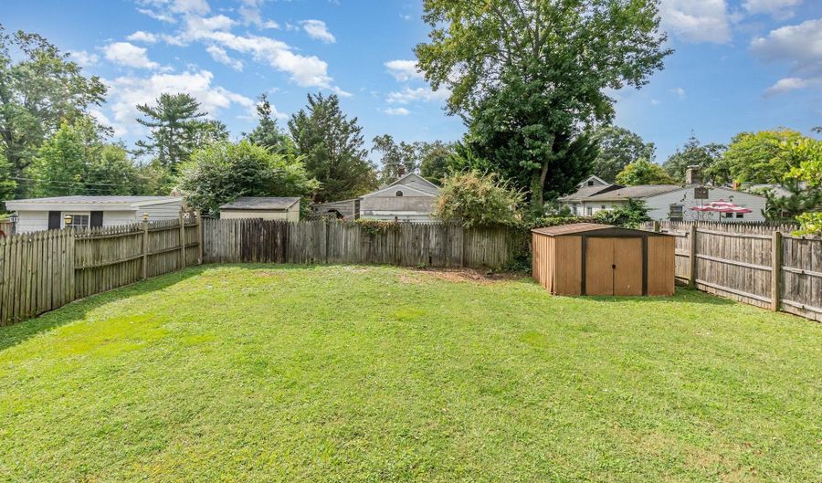 406 FORD St, Aberdeen, MD 21001 - 3 Beds, 2 Bath