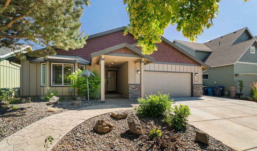 2907 NE Marea Dr, Bend, OR 97701 - 3 Beds, 2 Bath