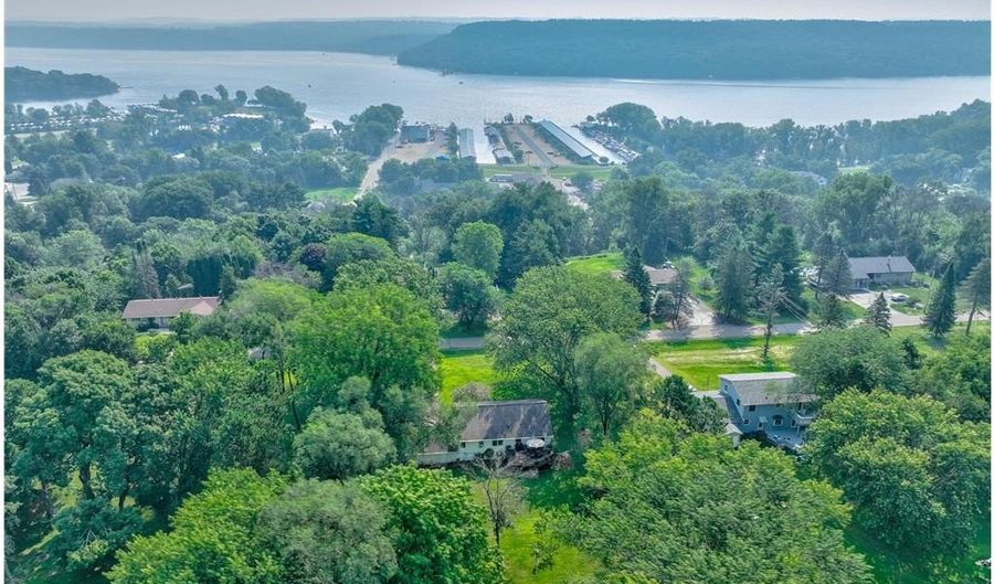 3250 Pennington Ave S, Afton, MN 55001 - 4 Beds, 2 Bath