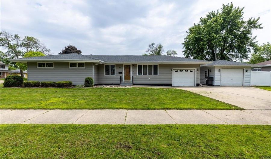 1801 8th Ave SW, Austin, MN 55912 - 3 Beds, 2 Bath
