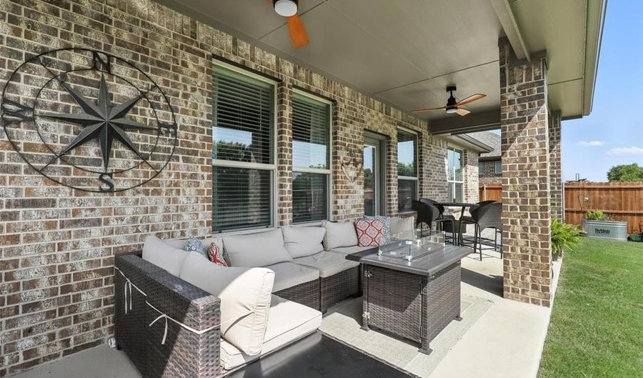 212 Missler Dr, Aledo, TX 76008 - 3 Beds, 2 Bath