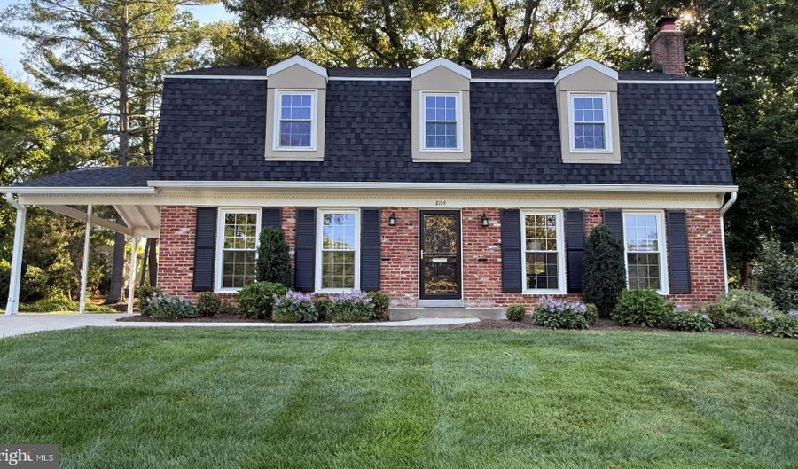 8104 BRIAR CREEK Dr, Annandale, VA 22003 - 4 Beds, 3 Bath