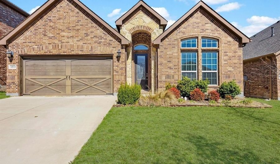 14824 Angel Trace Dr, Aledo, TX 76008 - 3 Beds, 2 Bath