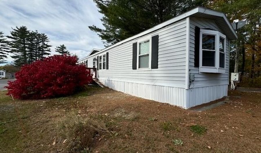 9 Iris Ct, Augusta, ME 04330 - 2 Beds, 2 Bath