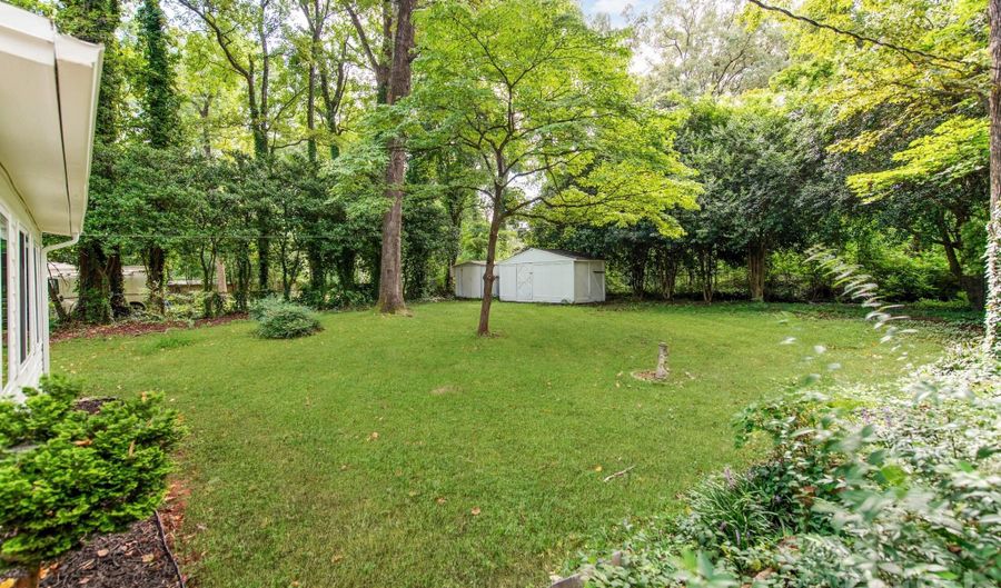 3326 Bonneville Dr, Charlotte, NC 28205 - 3 Beds, 2 Bath