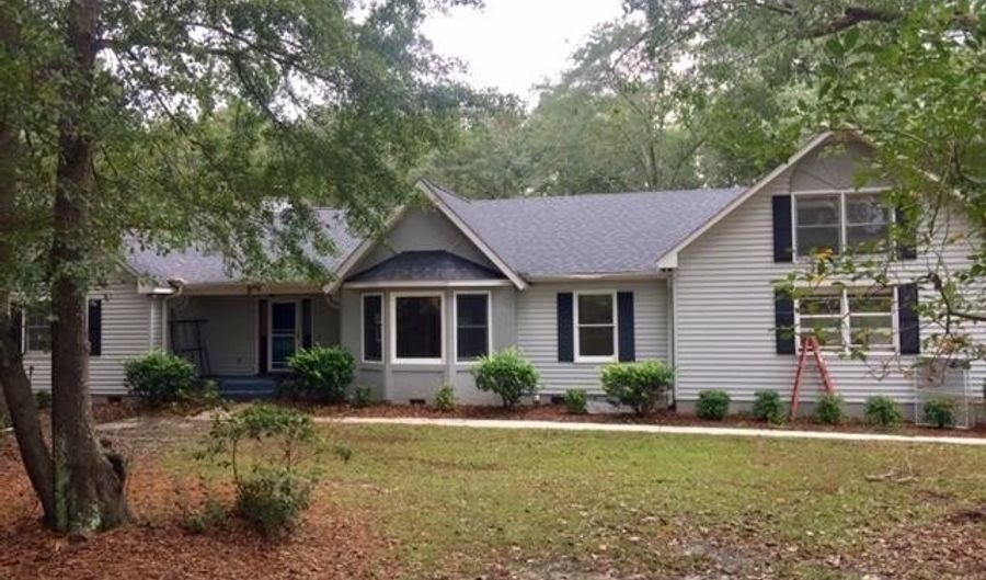 184 Beaver Dam Rd, Aiken, SC 29805 - 4 Beds, 5 Bath