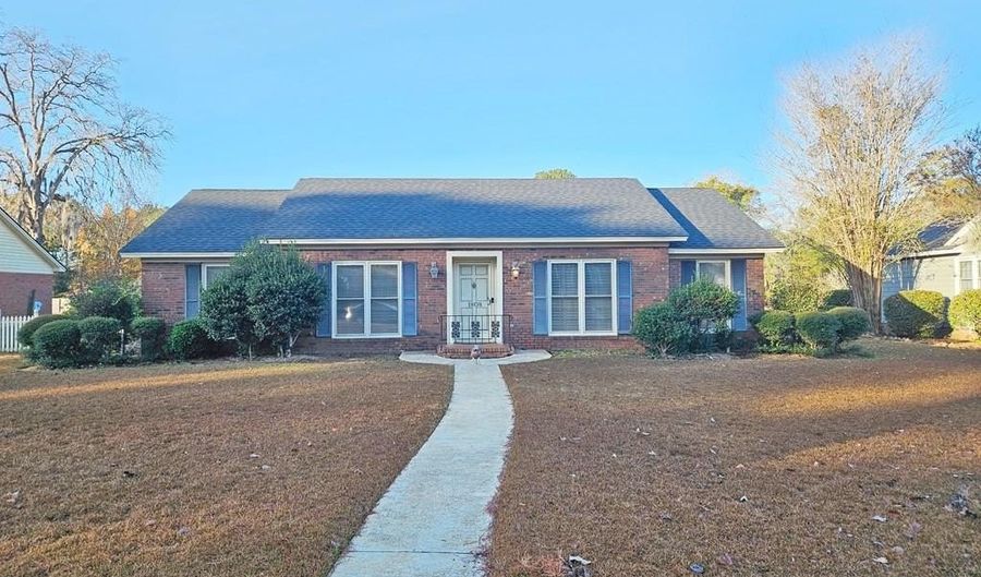 1808 Northwood Dr, Albany, GA 31707 - 3 Beds, 2 Bath