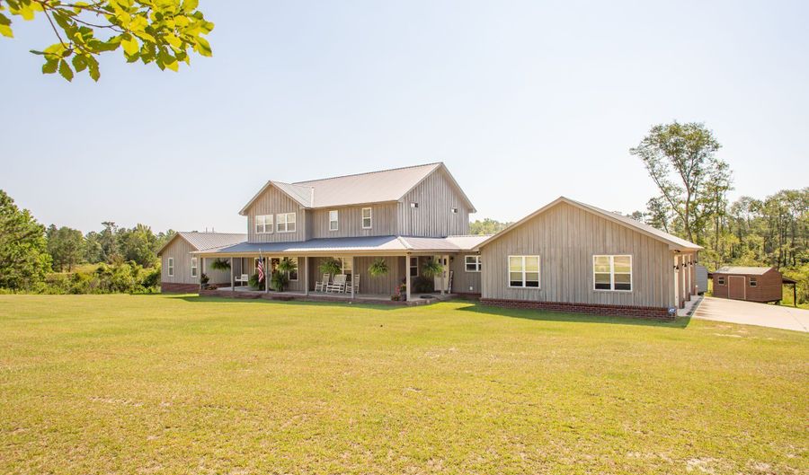 928 McBride St Ext, Ailey, GA 30410 - 5 Beds, 4 Bath