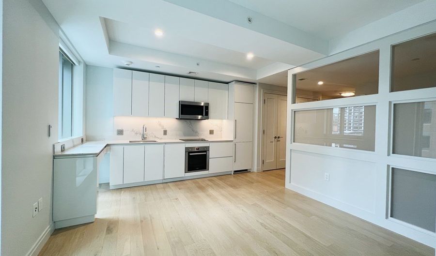 133 Seaport Blvd 921, Boston, MA 02210 - 1 Beds, 1 Bath