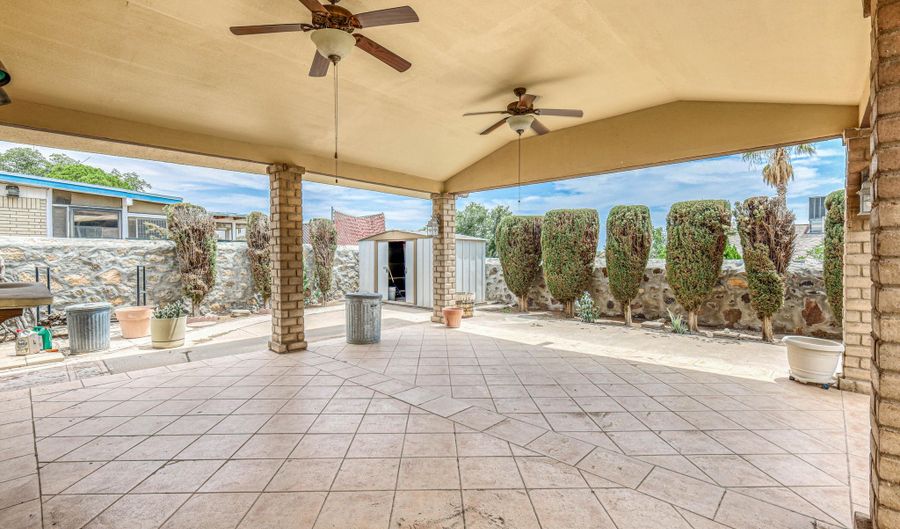 10700 LAKEWOOD Ave, El Paso, TX 79935 - 4 Beds, 2 Bath