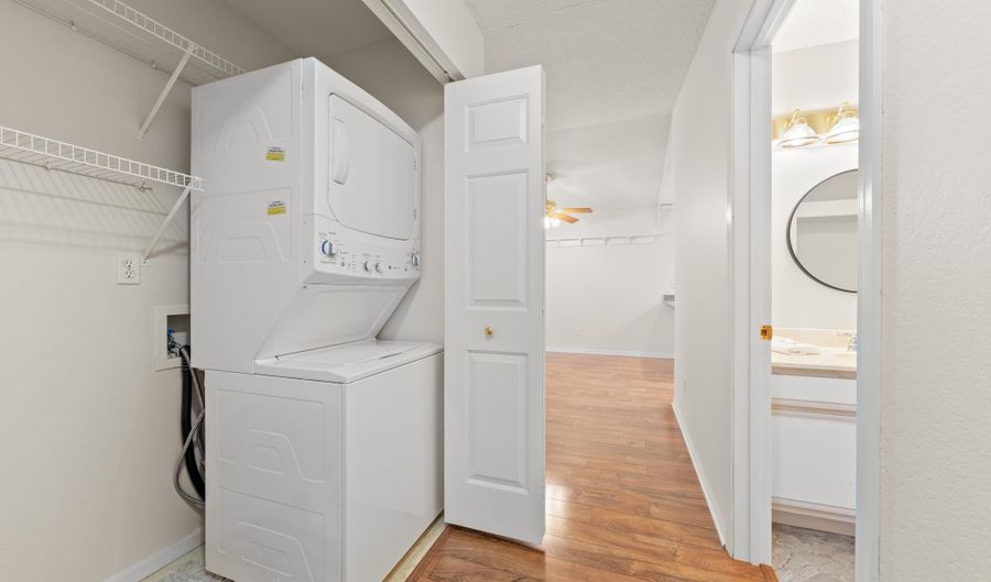 5524 Kalland Ave NE, Albertville, MN 55301 - 2 Beds, 2 Bath