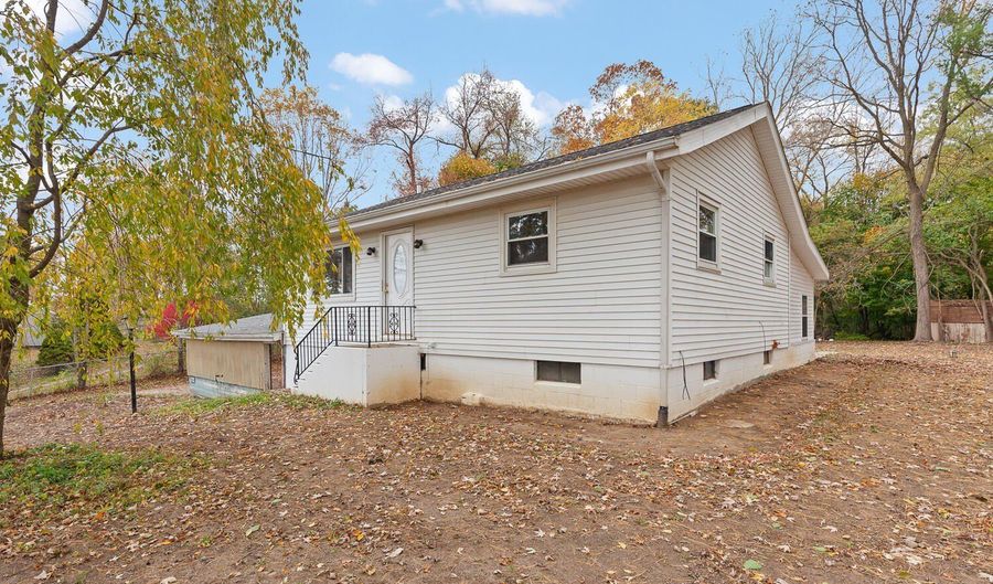 4225 Treat Hwy, Adrian, MI 49221 - 3 Beds, 1 Bath