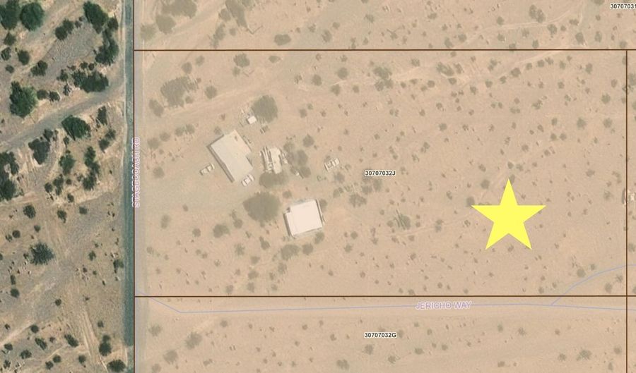 29821 Stagecoach Rd, Bouse, AZ 85344 - 3 Beds, 2 Bath