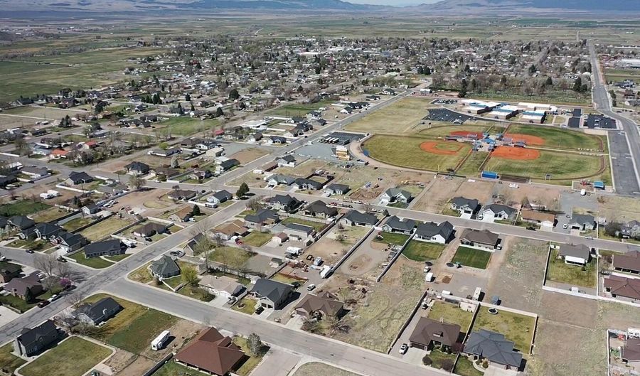 525 N 1100 E, Beaver, UT 84713 - 5 Beds, 3 Bath