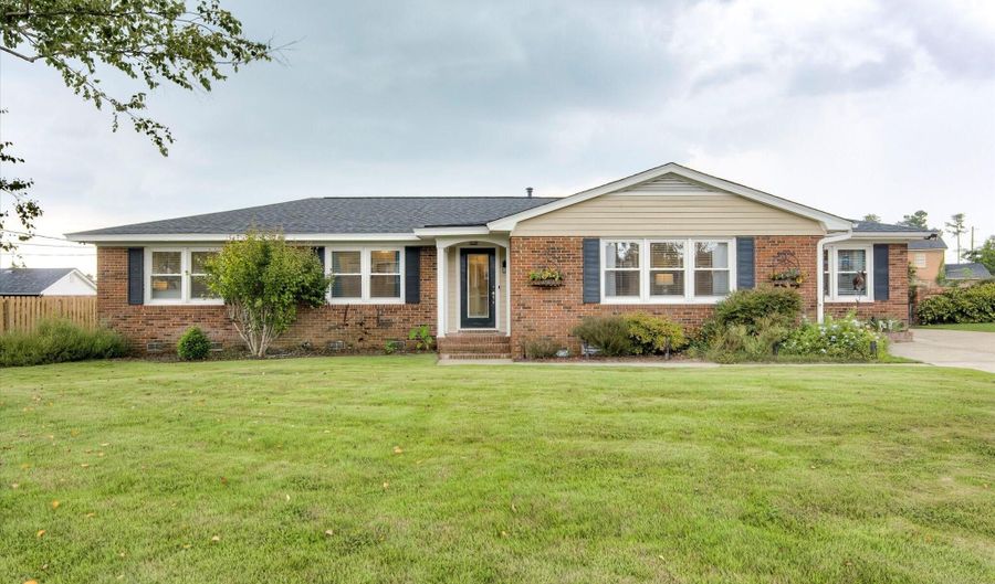 227 Simmons Ct, Augusta, GA 30907 - 4 Beds, 2 Bath