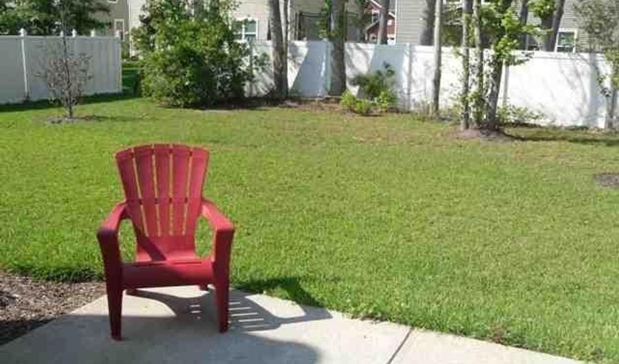 17 Harbison Pl, Beaufort, SC 29906 - 4 Beds, 2 Bath