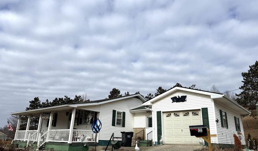 4197 E State Road 58, Bloomfield, IN 47424 - 3 Beds, 2 Bath
