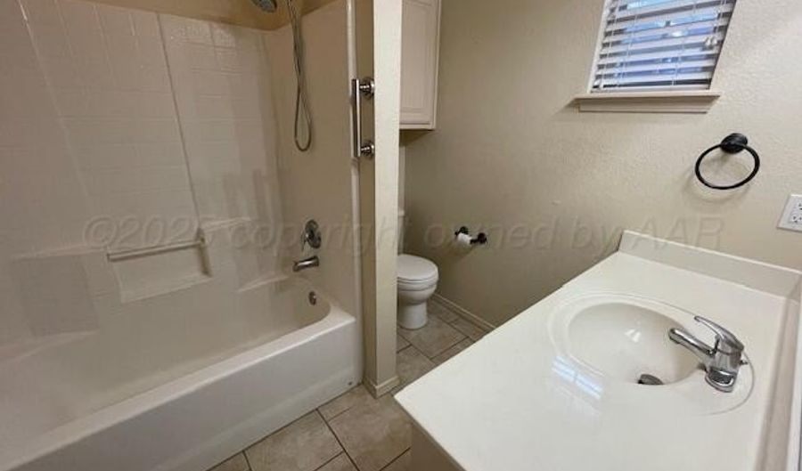 3522 S MIRROR St, Amarillo, TX 79118 - 2 Beds, 2 Bath