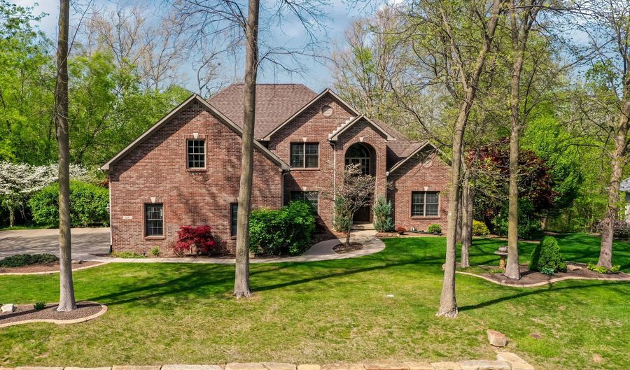 4826 E County Road 100 S, Avon, IN 46123 - 5 Beds, 4 Bath