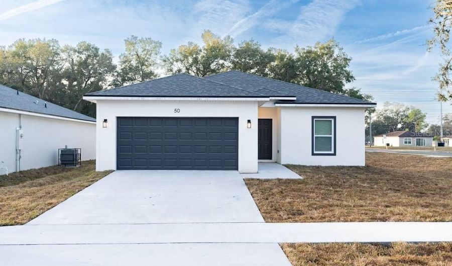 50 W 12TH St, Apopka, FL 32703 - 4 Beds, 2 Bath