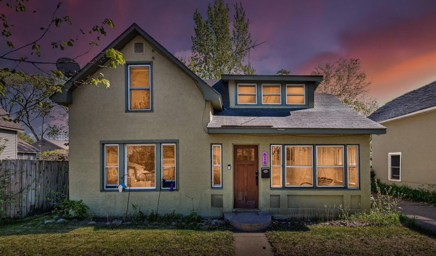 616 Johnson St, Anoka, MN 55303 - 3 Beds, 1 Bath