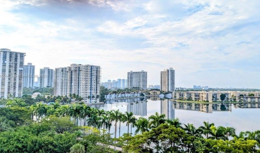 2801 NE 183rd St 908W, Aventura, FL 33160 - 1 Beds, 2 Bath