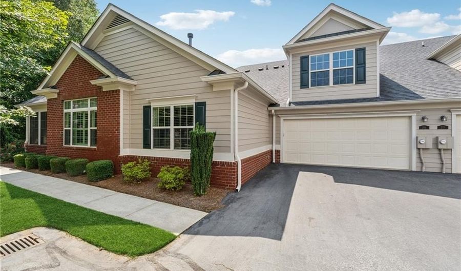 268 Orchards Cir, Woodstock, GA 30188 - 2 Beds, 2 Bath