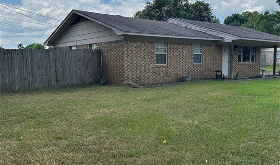 401 NW 7th, Atkins, AR 72823 - 3 Beds, 1 Bath