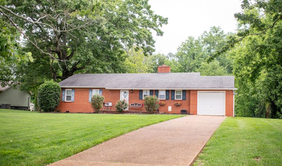 819 Keith Ln, Athens, TN 37303 - 3 Beds, 1 Bath
