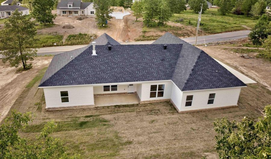 1017 Creekwood Cir, Bauxite, AR 72011 - 4 Beds, 2 Bath