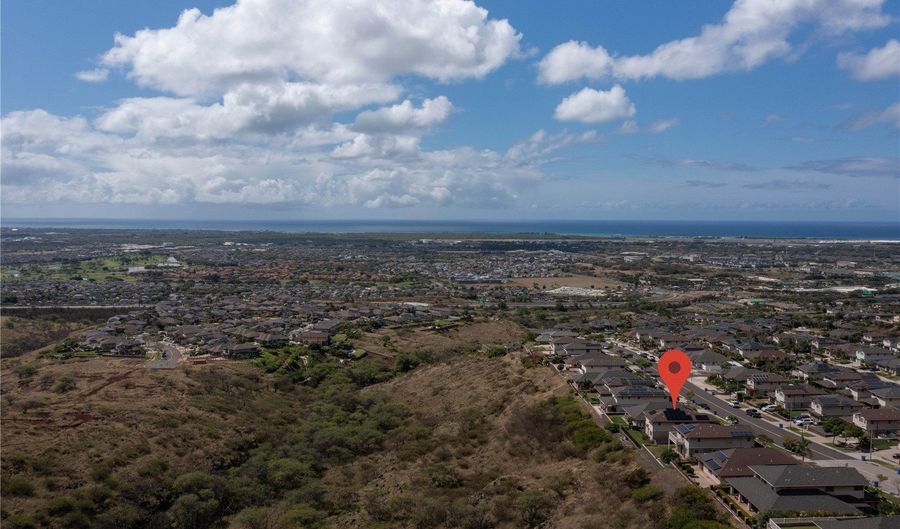 92-735 Welo St, Kapolei, HI 96707 - 5 Beds, 3 Bath