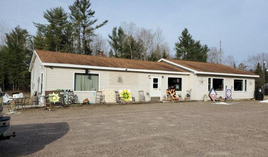 13815 HWY 32, Mountain, WI 54149 - 1 Beds, 1 Bath