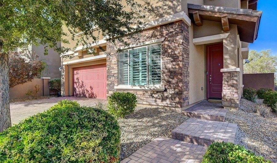 5708 Oak Bend Dr, Las Vegas, NV 89135 - 3 Beds, 3 Bath